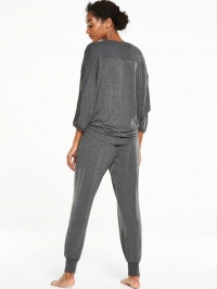 Slouchy lounge set